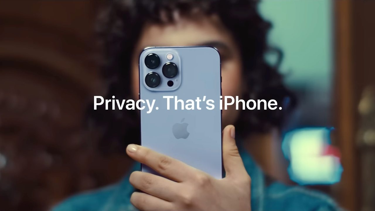 Apple-advertisement-Privacy-iPhone.jpg