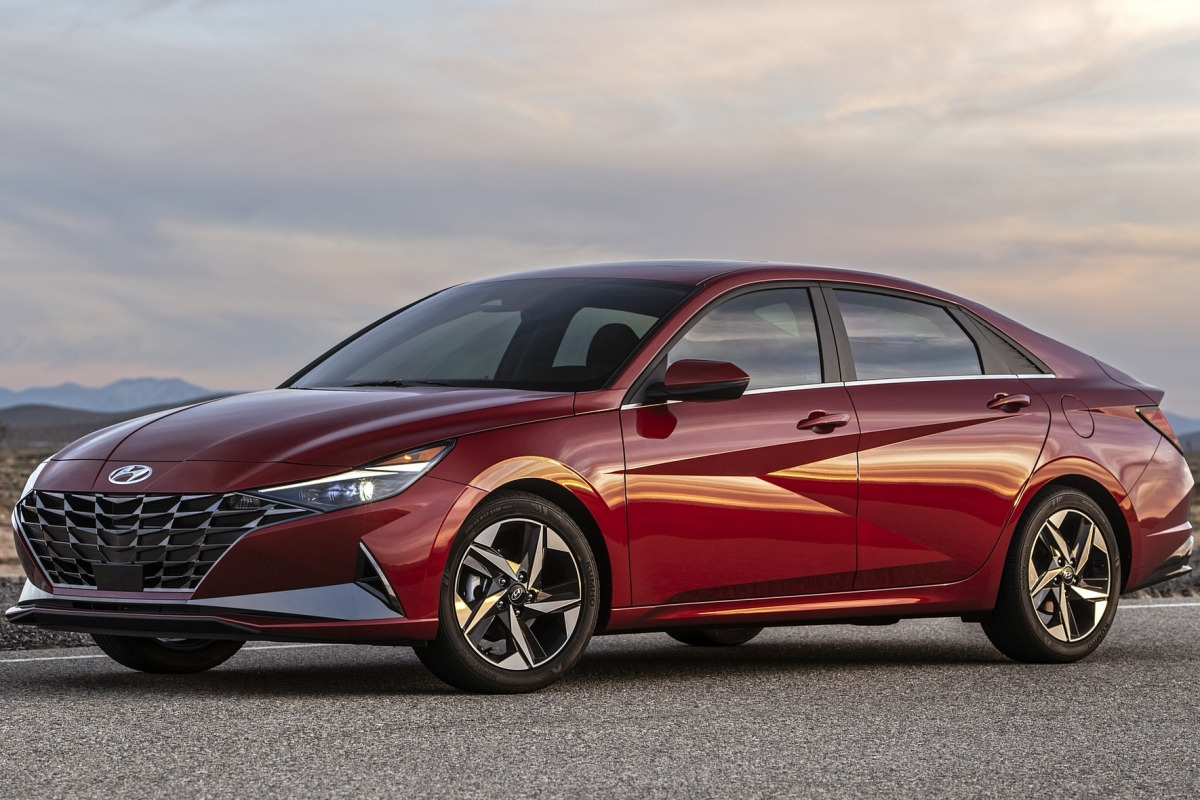 2021_hyundai_elantra_4_2560x1440.jpg