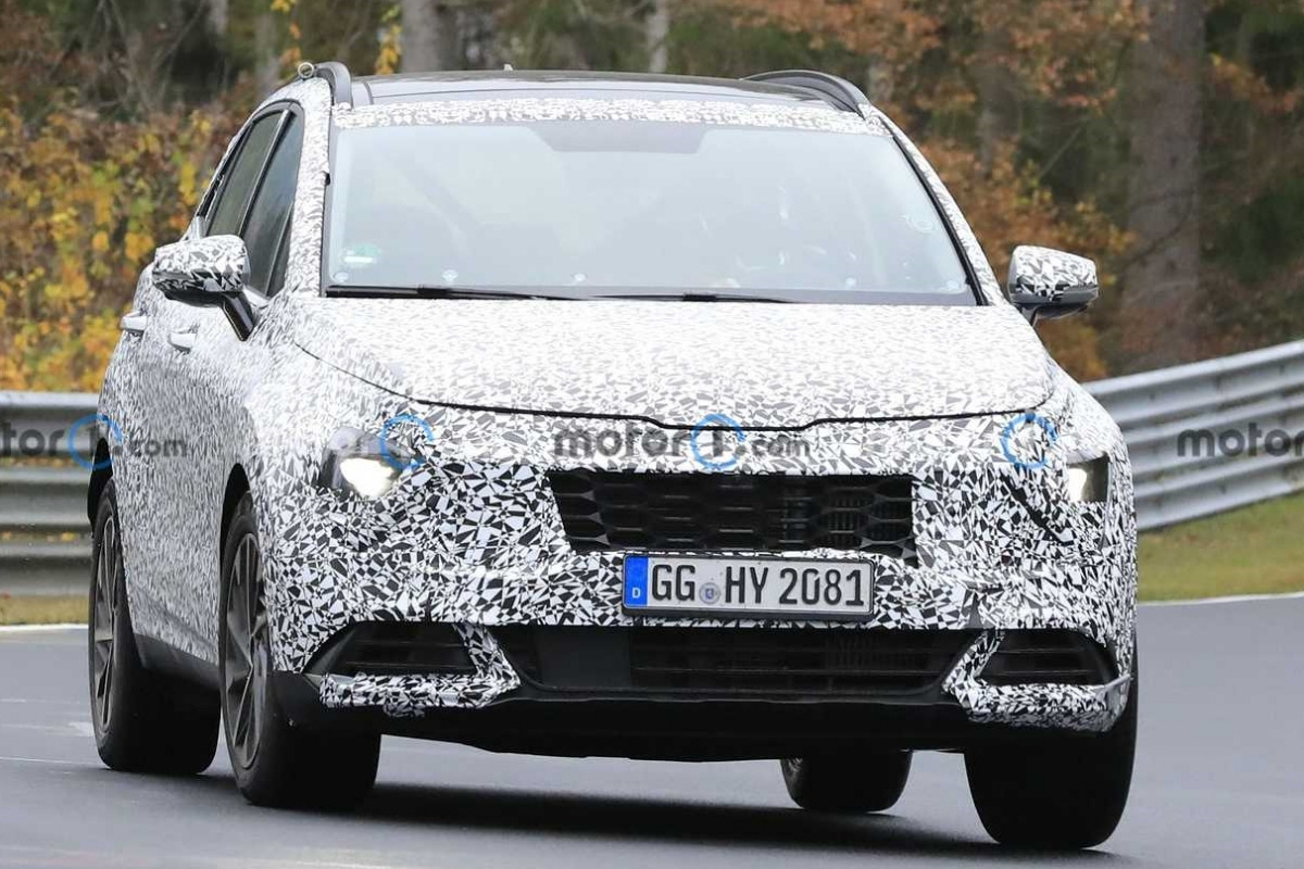 2022-kia-sportage-spy-shots-nose.jpg