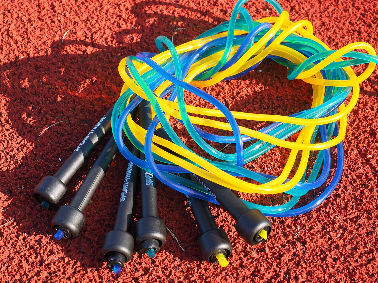 jump-ropes-609722_1280 (1).jpg