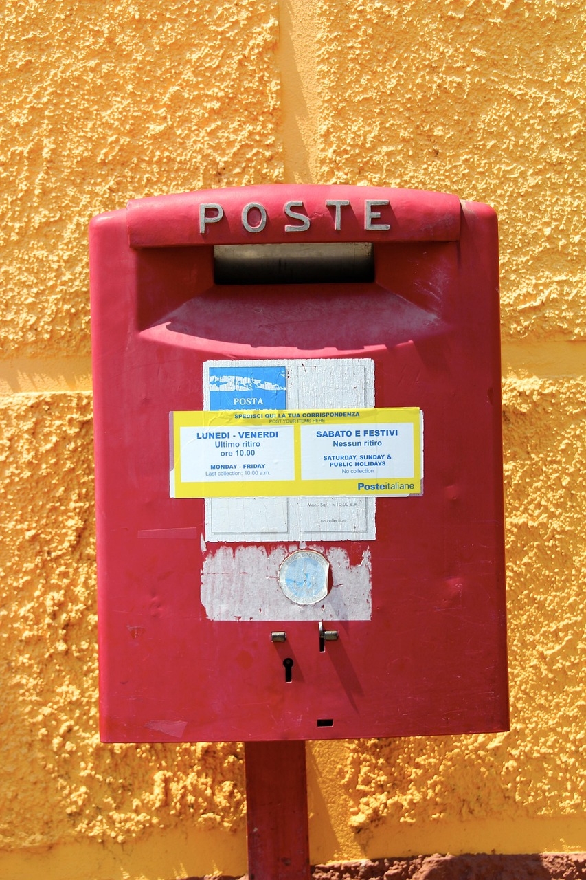 letter-box-1519272_1280 (1).jpg