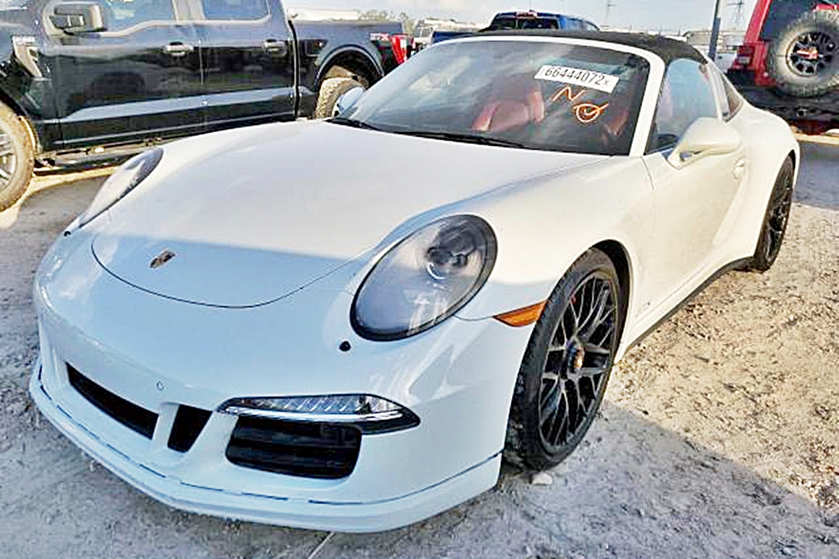 5_경매 매물로 등록된 포르쉐 911 타르가 S 침수차_Copart.jpg