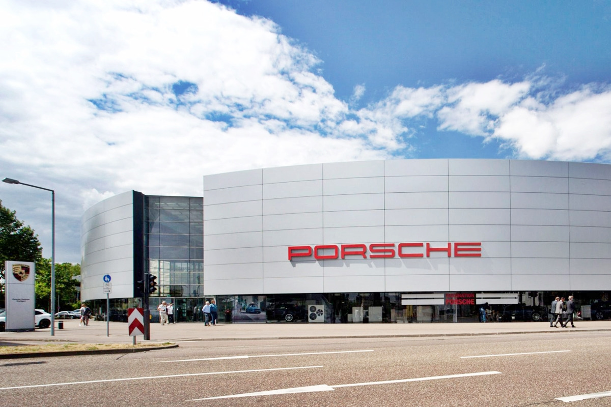 1_포르쉐 본사_Porsche Newsroom.jpg