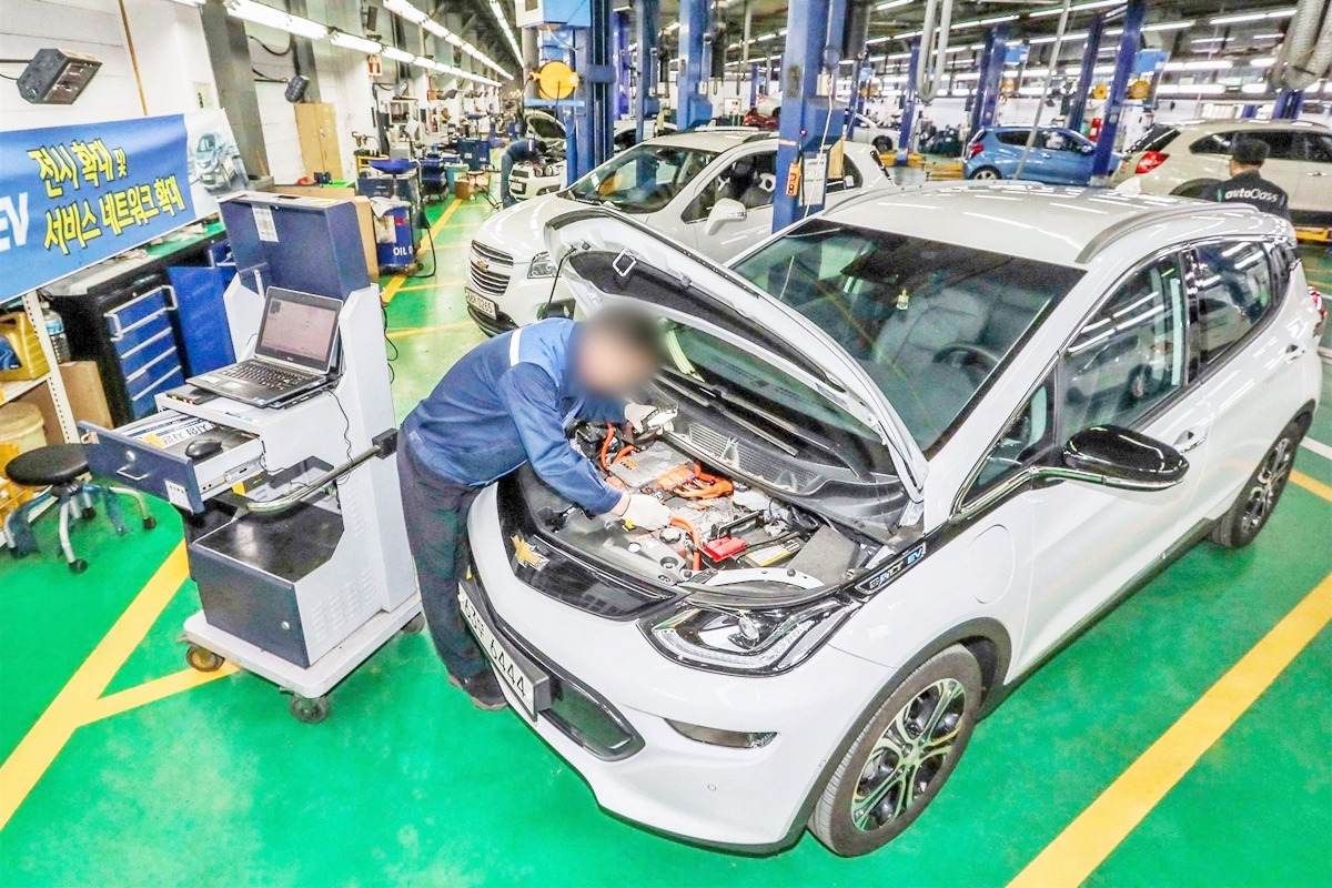 1_쉐보레 EV 정비_인더뉴스.jpg