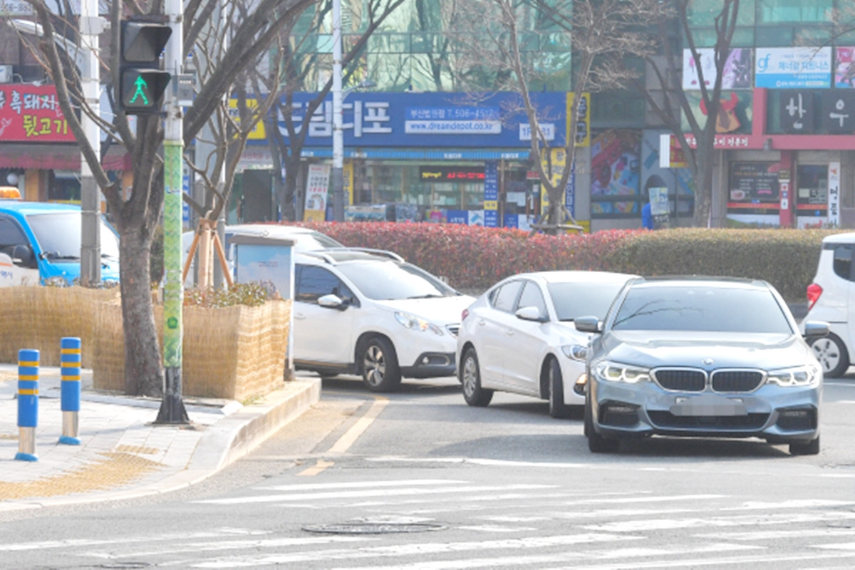 4-2 국제신문.jpg