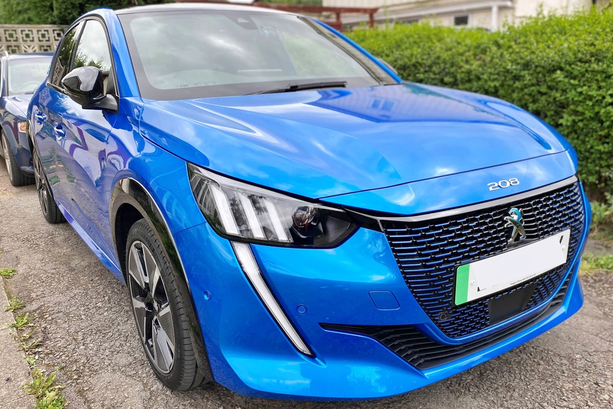 5_푸조 e-208_Electric Road.jpg