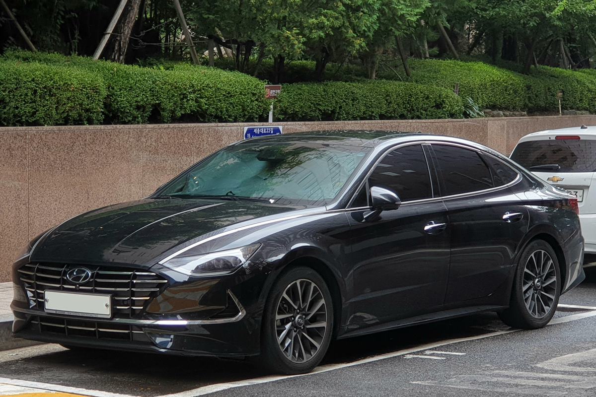 현대자동차 쏘나타.jpg