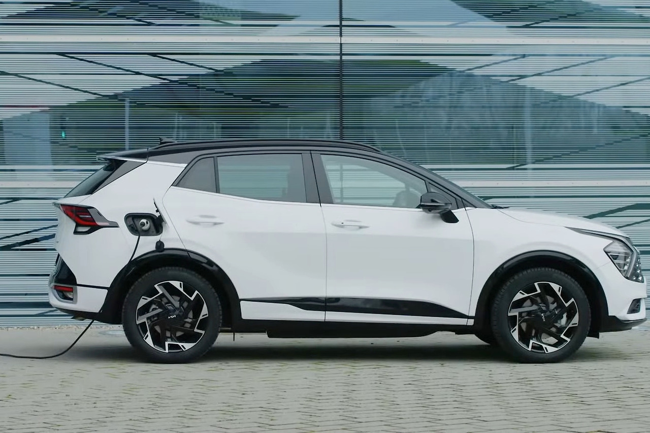 스포티지 PHEV 충전.jpg