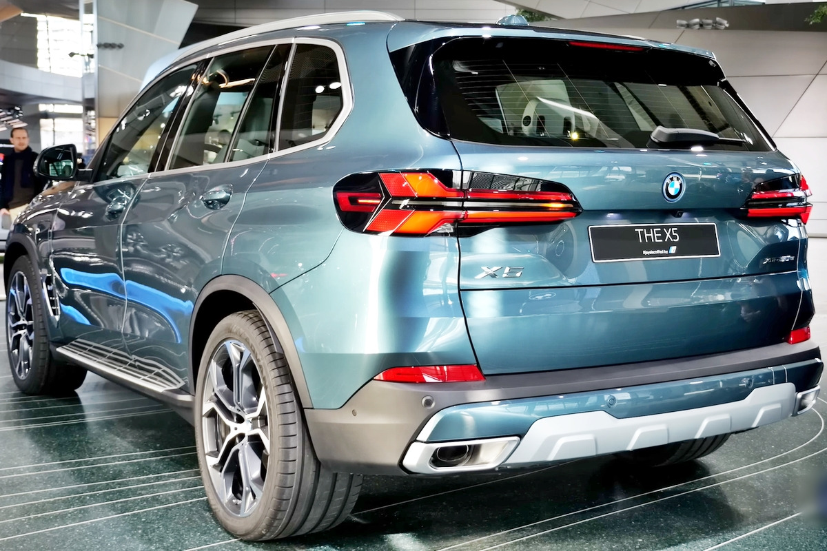 3_BMW X5 페이스리프트_유튜브 채널 'Autogefuhl'.jpg