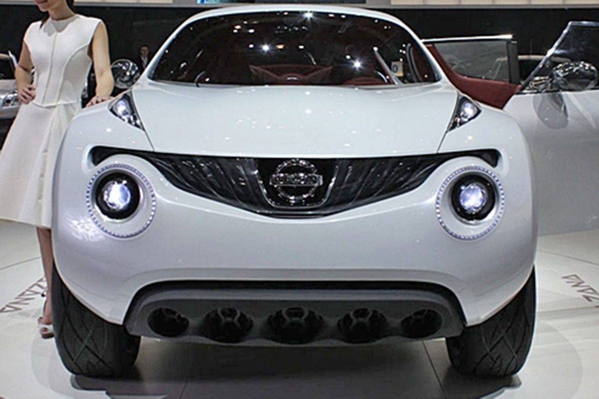 닛산 카자나.jpg