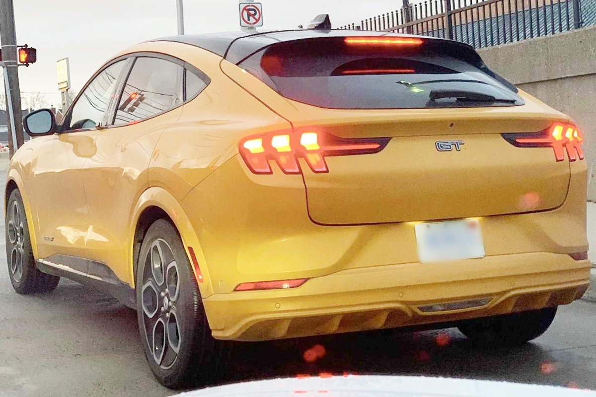 5_포드 머스탱 마하-E GT_Inside EVs.jpg