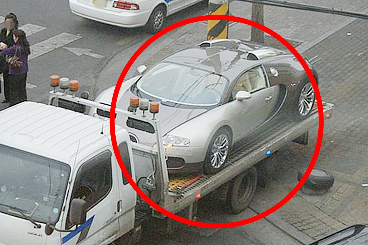 부가티 베이론.jpg