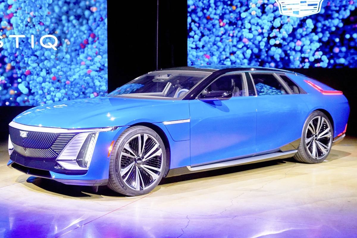 캐딜락 셀레스틱.jpg