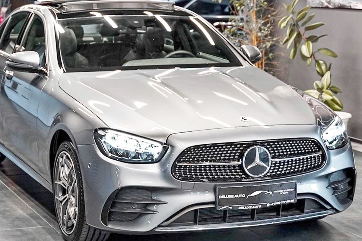 메르세데스 벤츠 E클래스.jpg