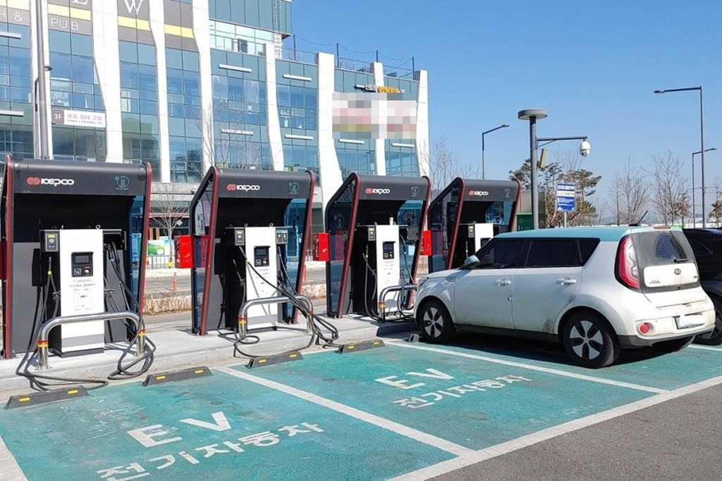 5-3 전기차 공용 충전소 , 세종의소리.jpg