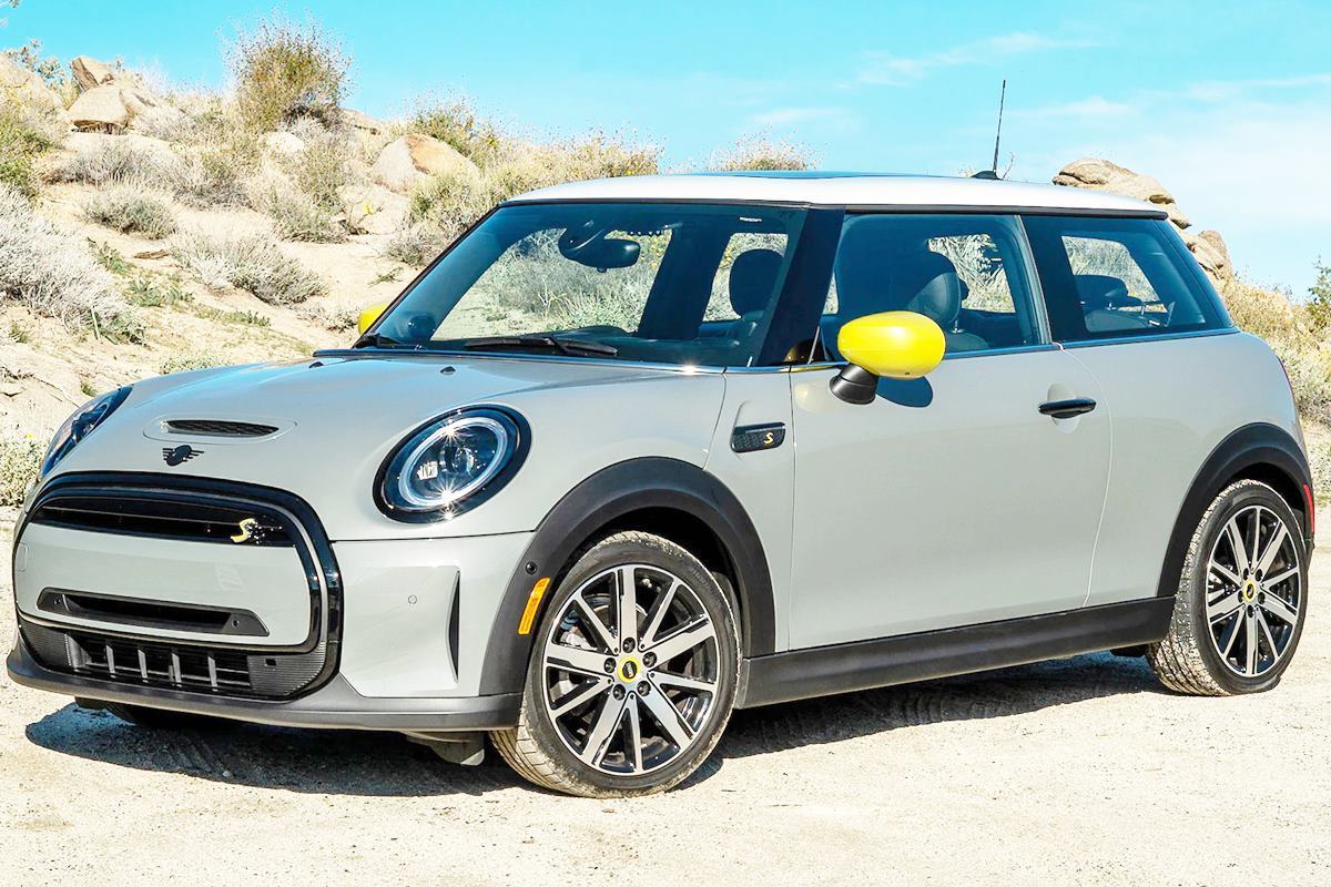 2023년식 미니 쿠퍼.jpg