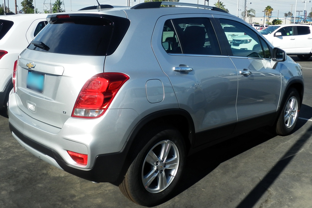 6_Chevrolet_Trax_Back_P4250868.jpg