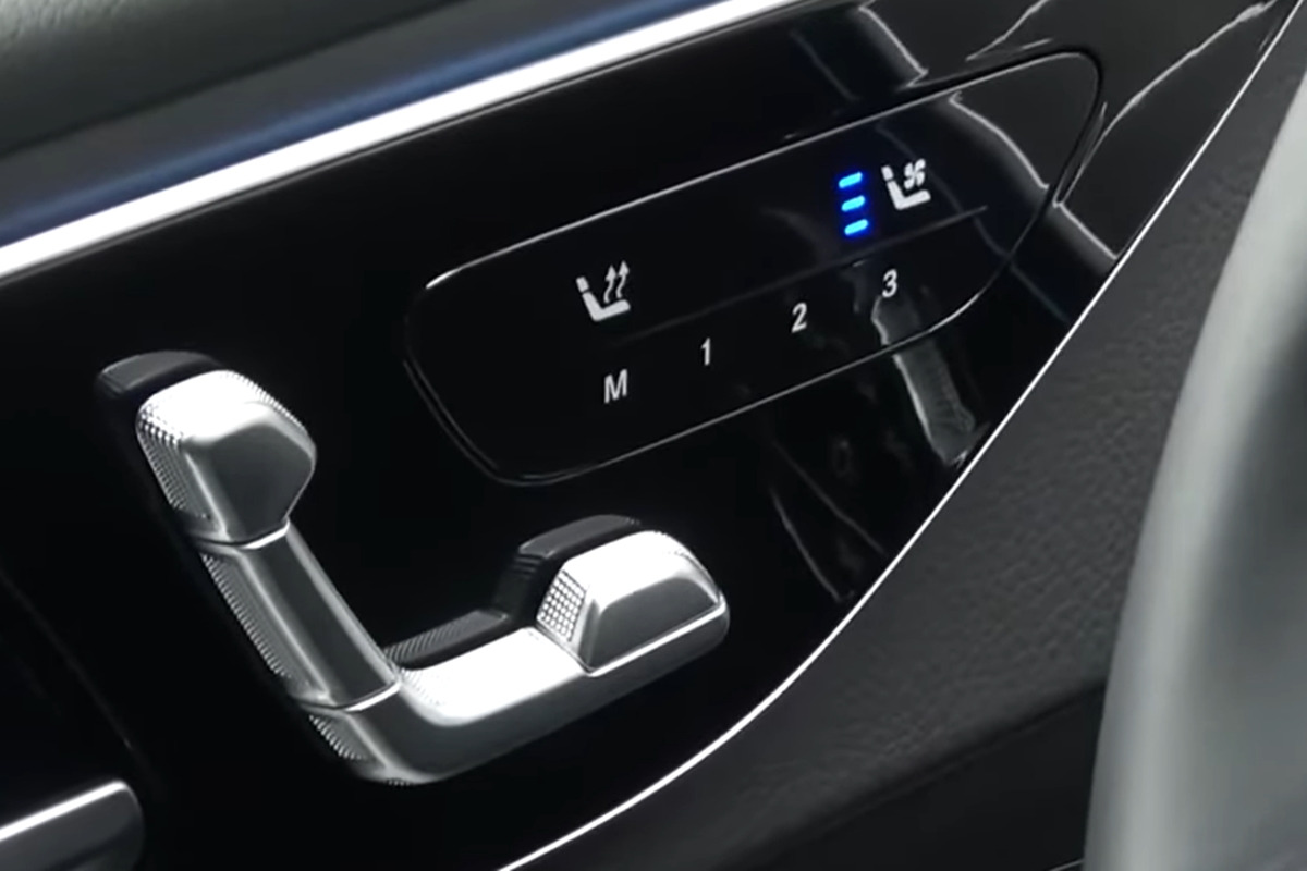 3_메르세데스-벤츠 C-클래스 2022년형 통풍시트 버튼_유튜브 채널 '한상기 오토프레스 Han Sang Ki'.jpg