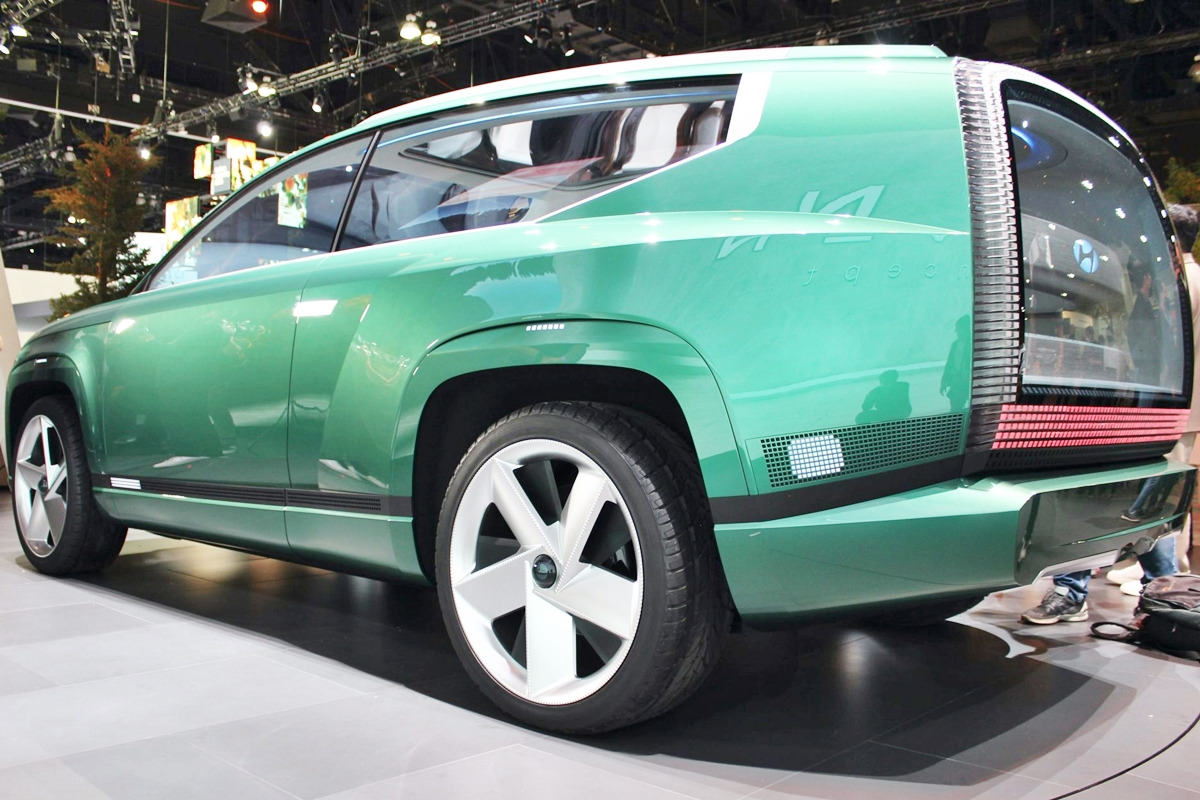 4_현대 세븐 콘셉트카_'Driver Base'.jpg