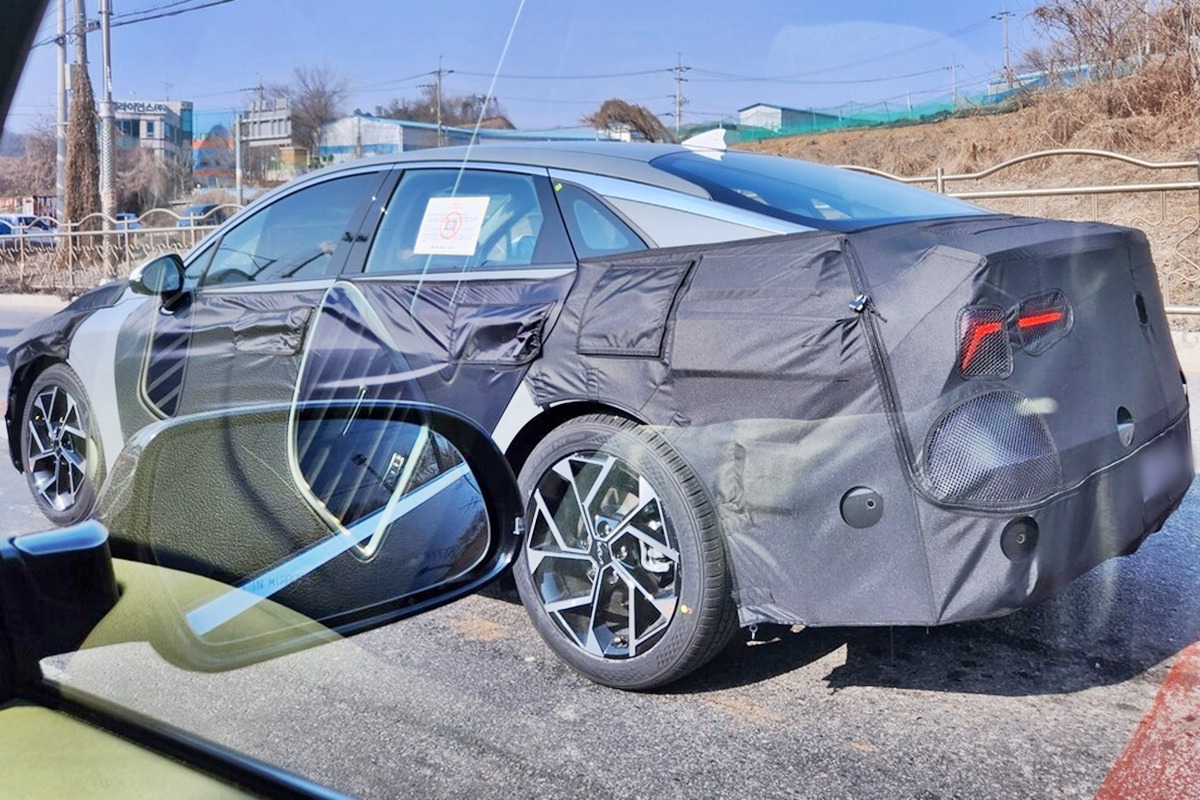 3_기아 K5 페이스리프트 테스트카_K5 멤버스.jpg