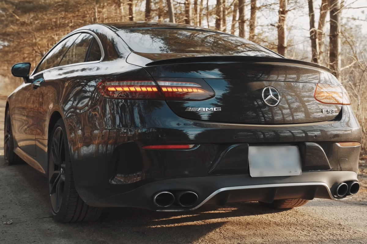 AMG E53 Coupe_YouTube 'ACCELER8'.jpg