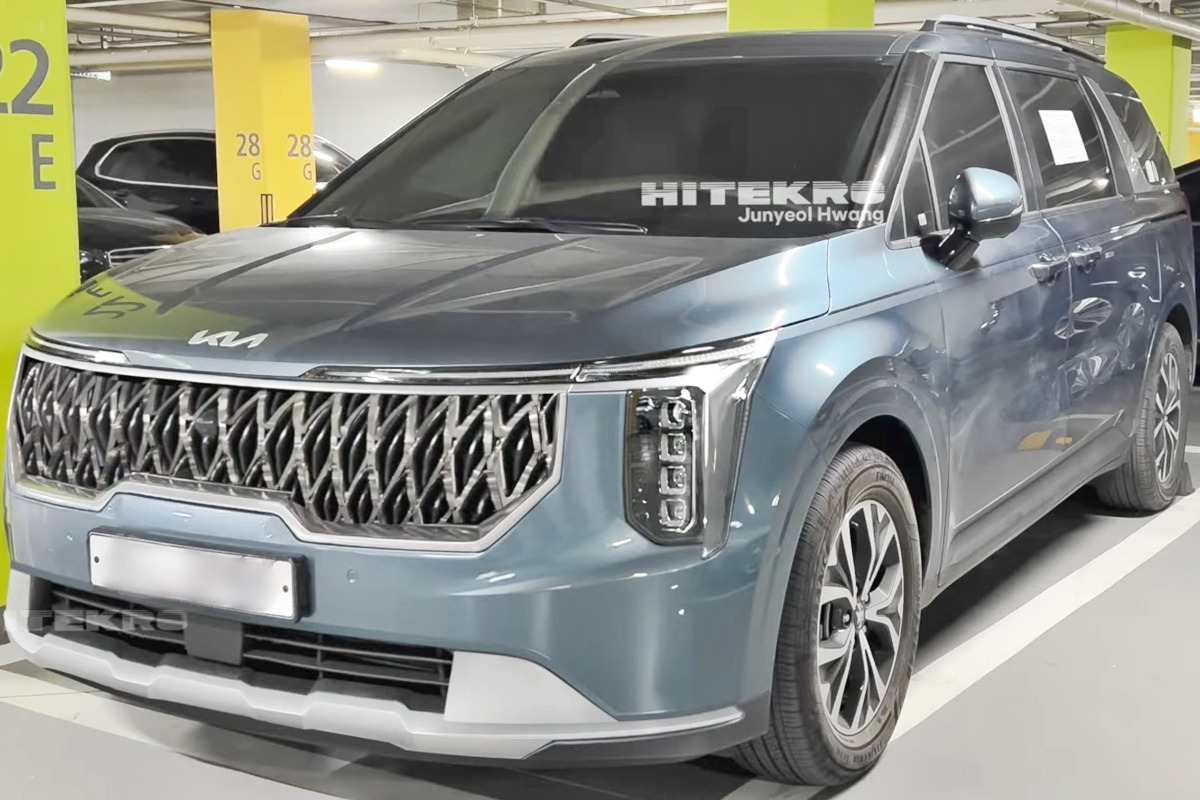 2_카니발 페이스리프트 예상도_유튜브 채널 '하이테크로 Hitekro'.jpg