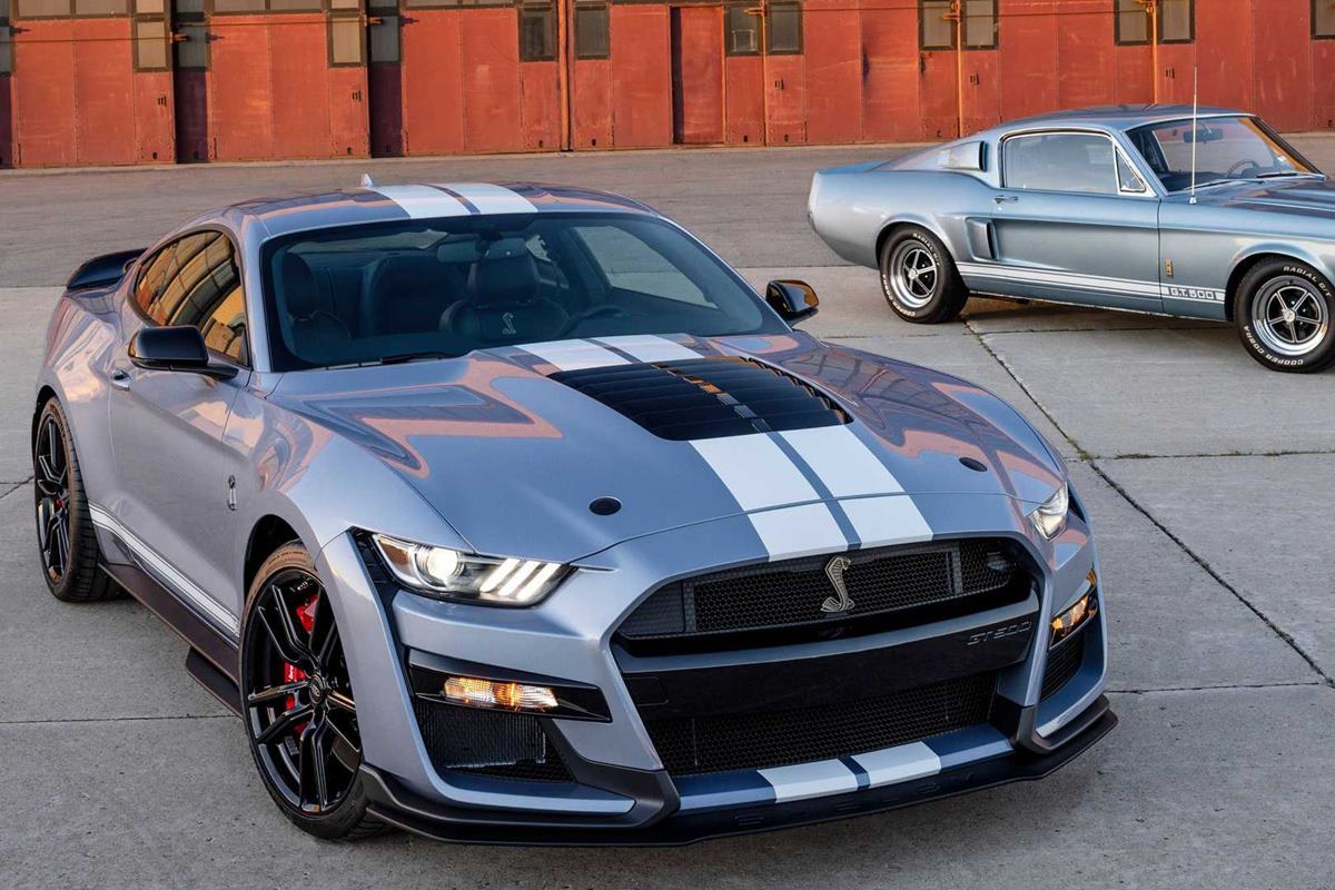 2022 포드 머스텡 쉴비.jpg