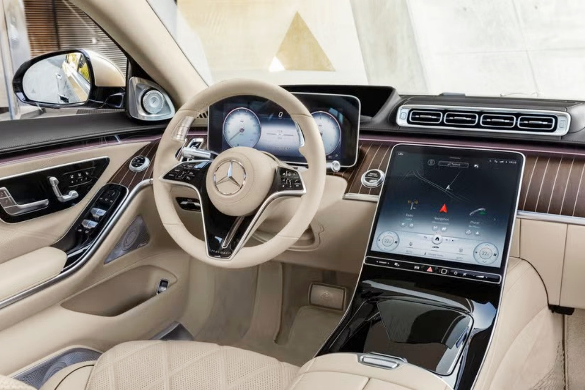 maybach-inside.jpg