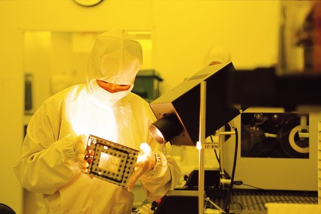 7-2 삼성전자 반도체 공장 삼성전자 제고.jpg