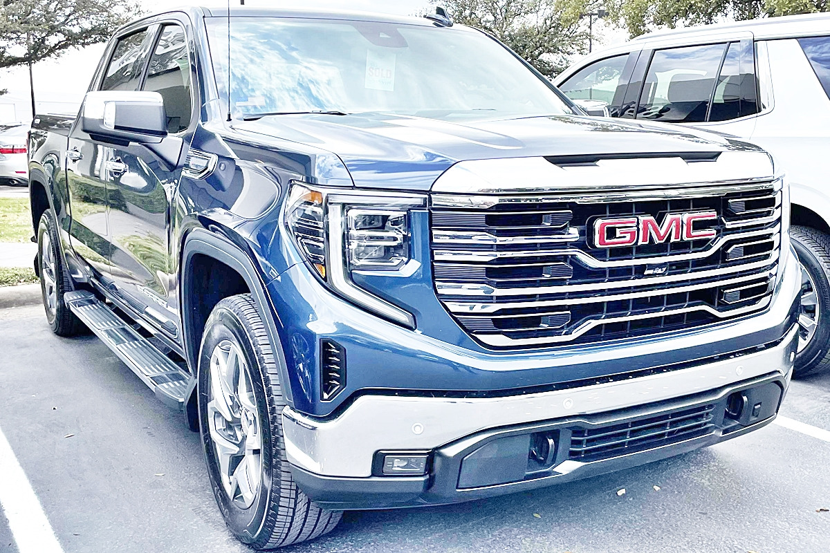 0_GMC 시에라_Reddit.jpg