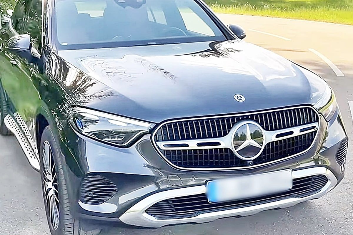 0_메르세데스-벤츠 GLC 풀체인지_유튜브 채널 'Mr. Automotive'.jpg