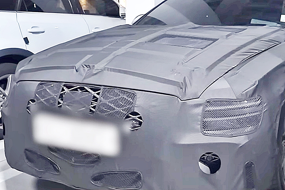 1_제네시스 G80 페이스리프트 프로토타입_유튜브 채널 '우파푸른하늘Woopa TV'.jpg