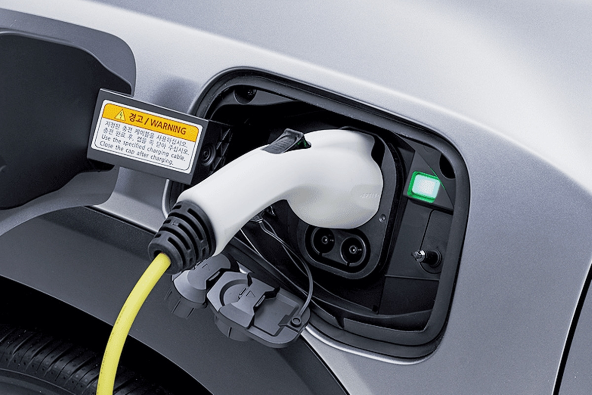 1_KG모빌리티 토레스 EVX 충전구.jpg