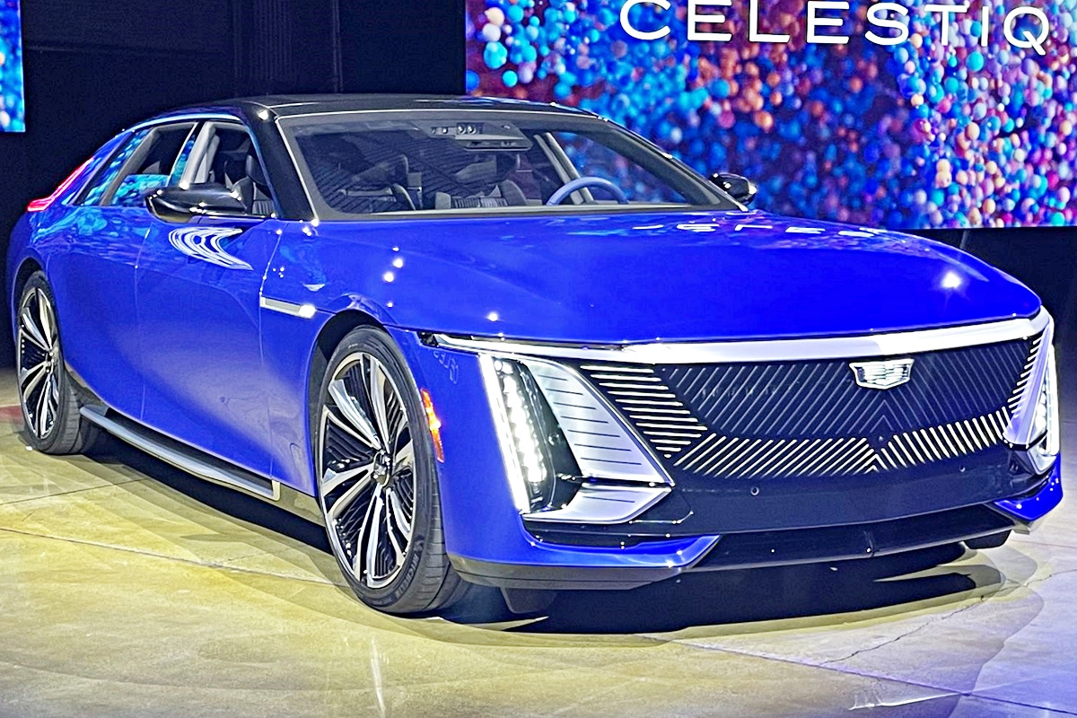 캐딜락-셀레스틱-2.jpg