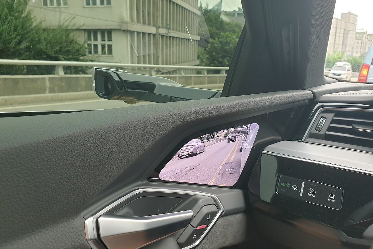 다나와자동차 아이오닉5 디지털사이드미러.jpg