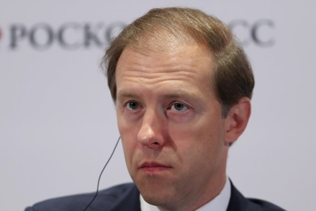 2. 데니스만투로프러시아산업통상장관.로이터뉴스1.jpg