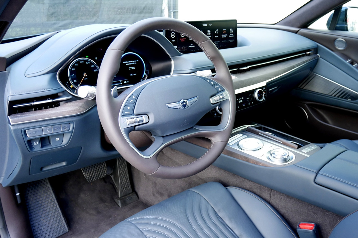 2_제네시스 G80 인테리어_Autoblog.jpg