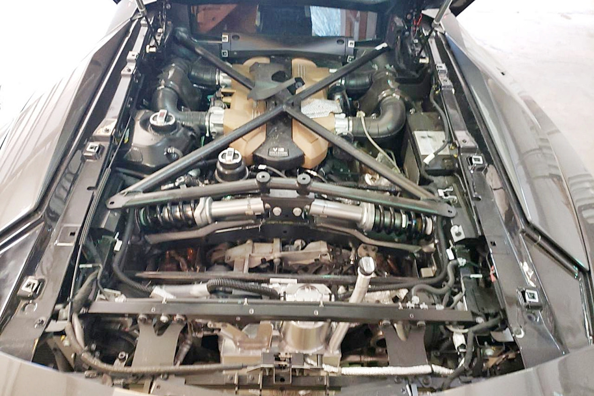 5_람보르기니 아벤타도르 얼티메 전손 매물 엔진룸_'Copart'.jpg