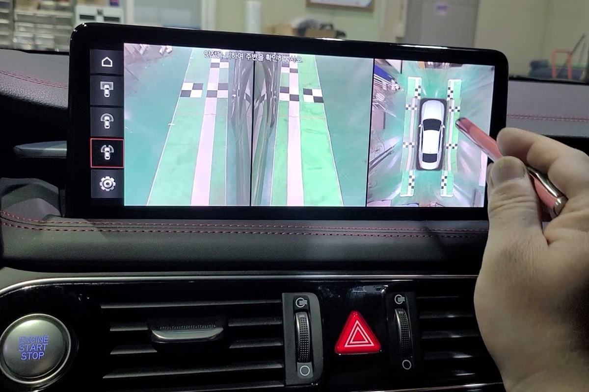 제네시스 G70 순정네비.jpg