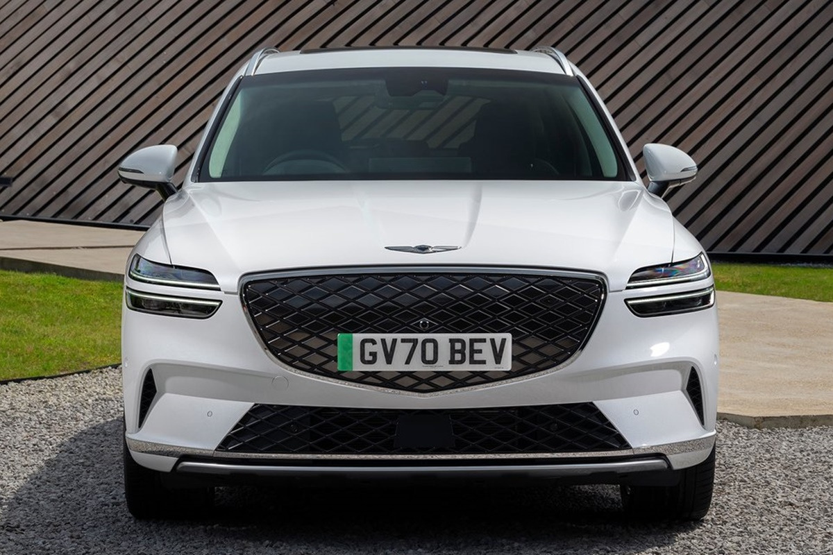 Genesis-Electrified_GV70-2023-1280-bf14d552388433147e0072629437480b94.jpg