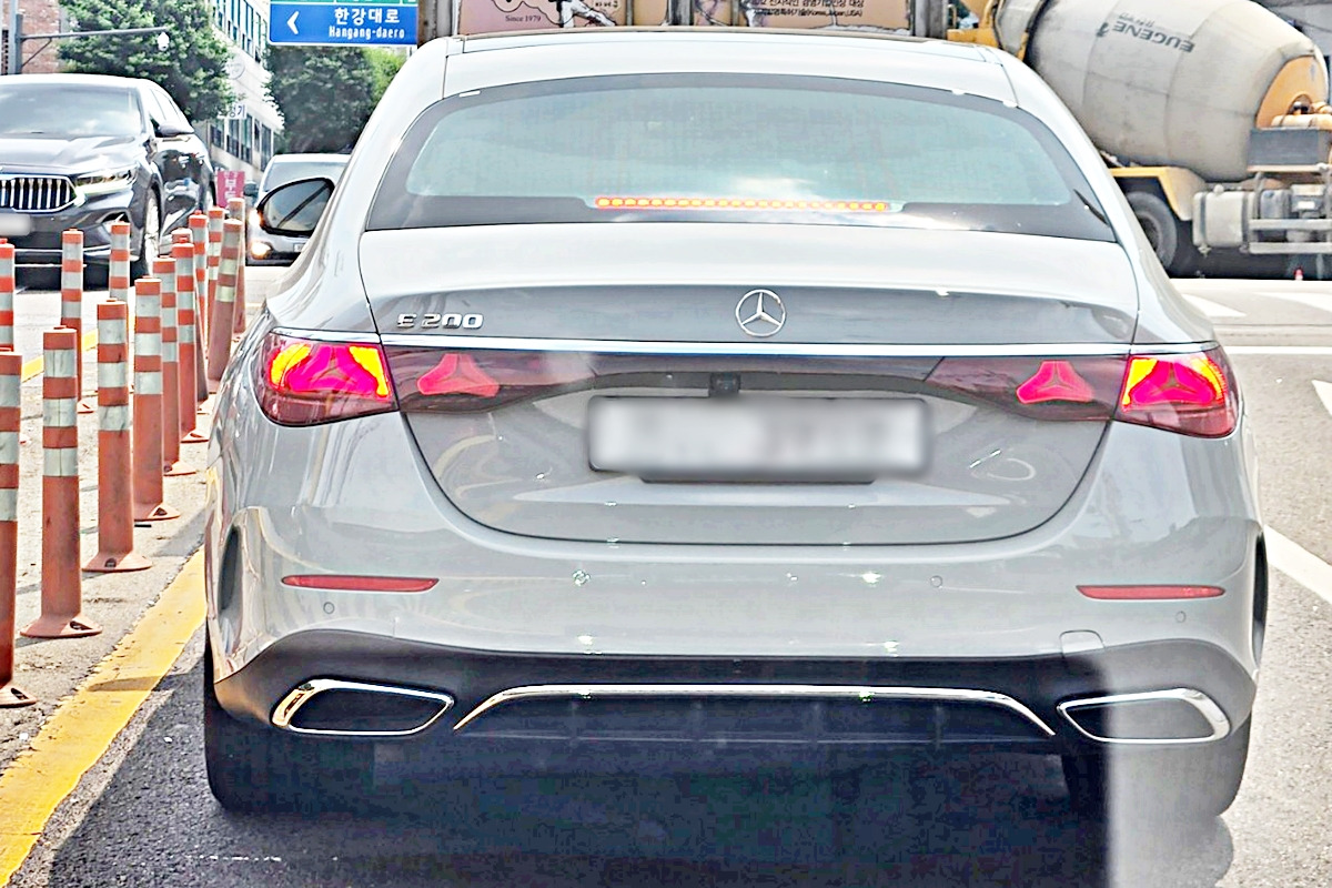 신형-E클래스-1.jpg