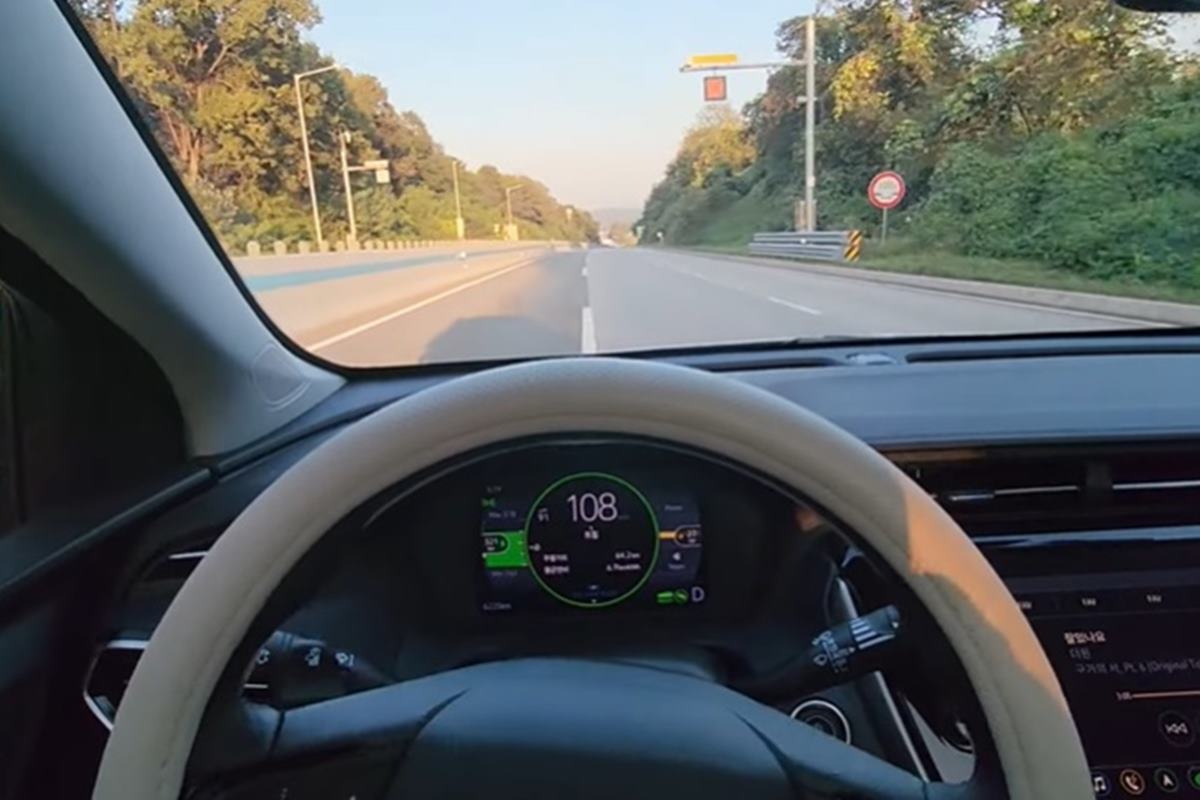 볼트 EUV 쏠림 현상 스마트한 유군의 푸드블 유튜브.jpg