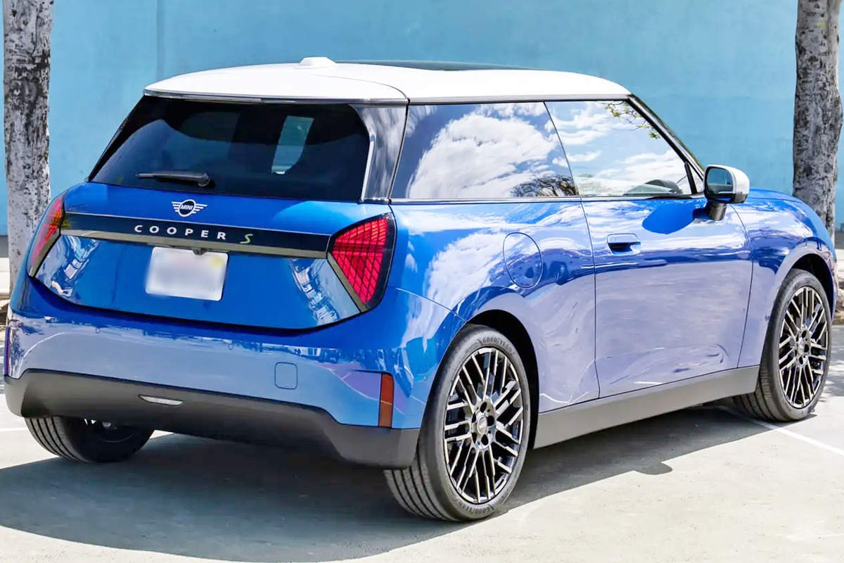 6_신형 미니 쿠퍼_'Autocar'.jpg