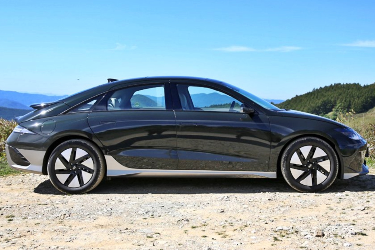 2_현대차 아이오닉 6_'View H'.jpg