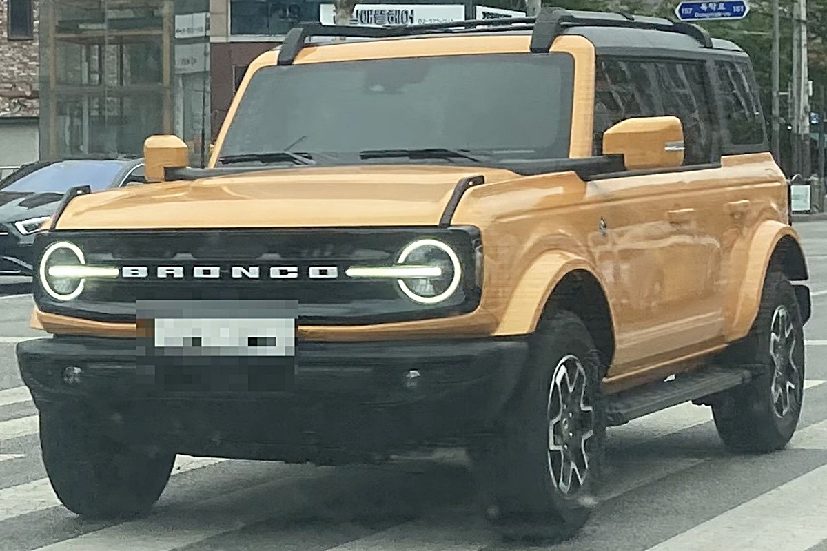 1_브롱코4_네이버 카페 '남자들의 자동차'.jpg