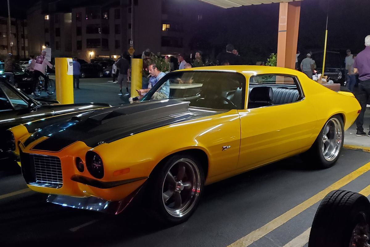 쉐보레 카마로 클래식카.jpg