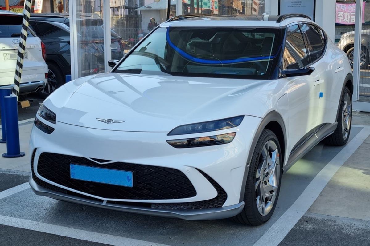 제네시스 GV60.jpg