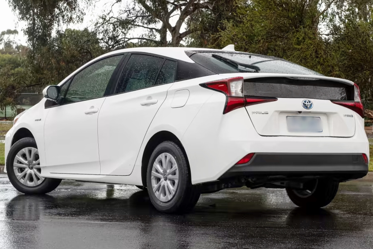 5_토요타 프리우스_Car Advice.jpg