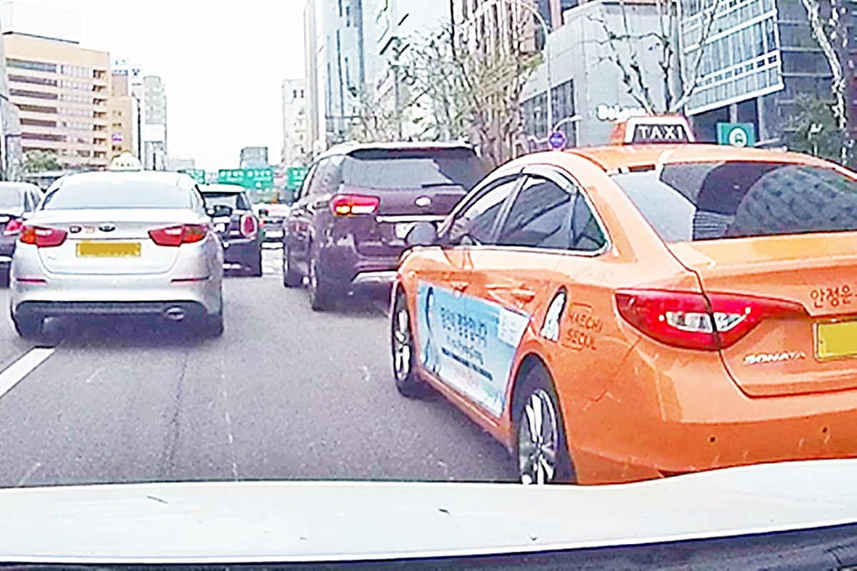 0_방향지시등 미점등 택시.jpg