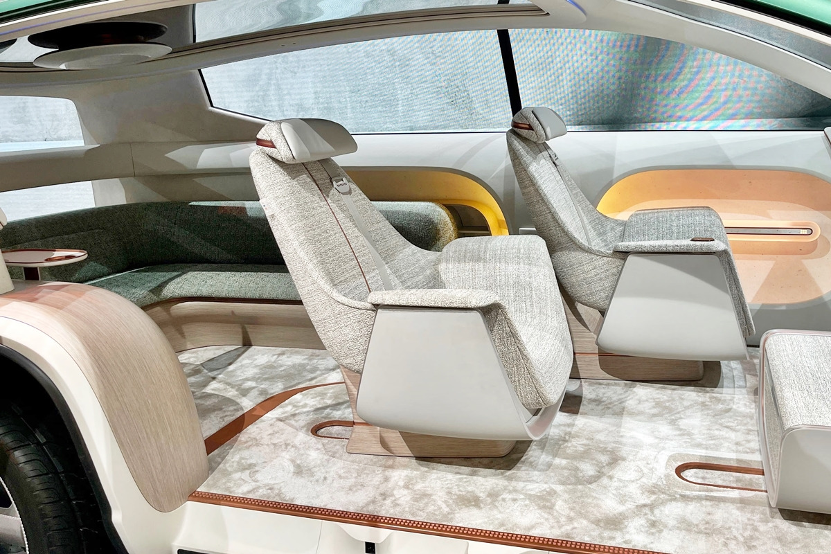 6_현대 세븐 콘셉트카 인테리어_'The Globe and Mail'.jpg